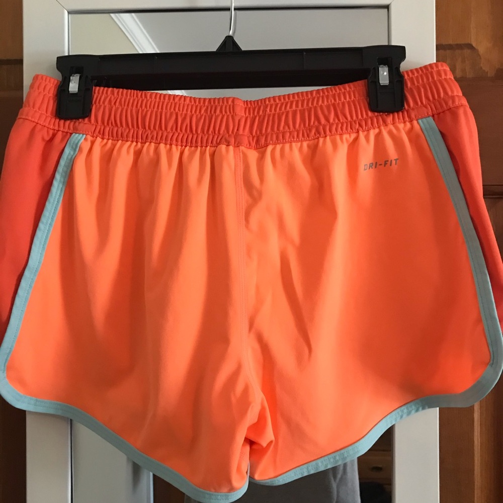 Nike Dri-Fit Short - Picture 2 of 3